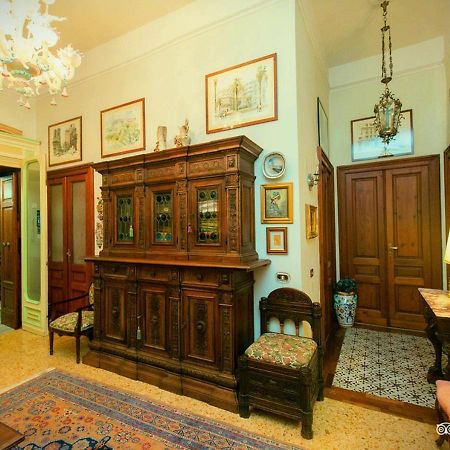 B&B Atmosfere Del Centro Storico Naples Exterior photo