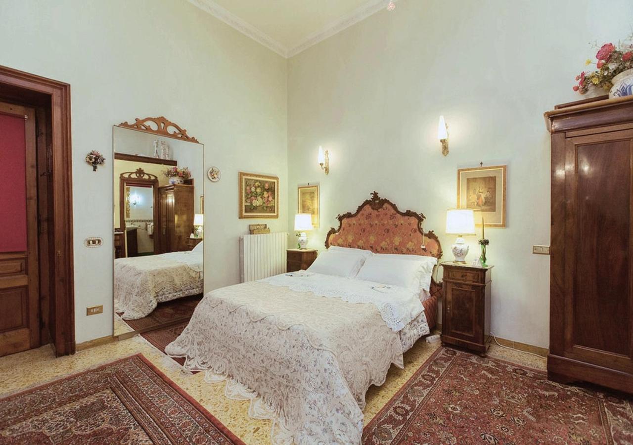 B&B Atmosfere Del Centro Storico Naples Exterior photo