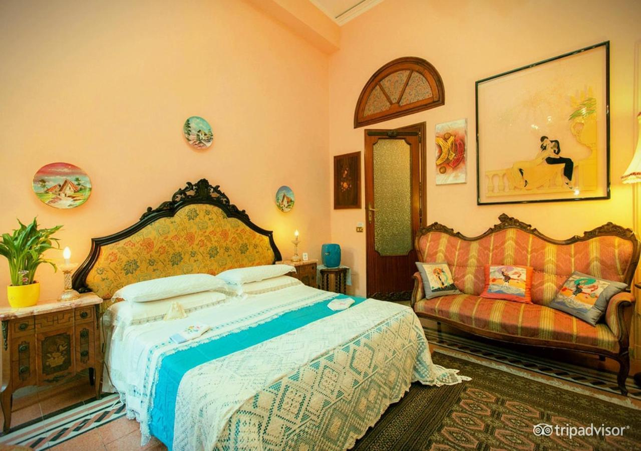B&B Atmosfere Del Centro Storico Naples Exterior photo